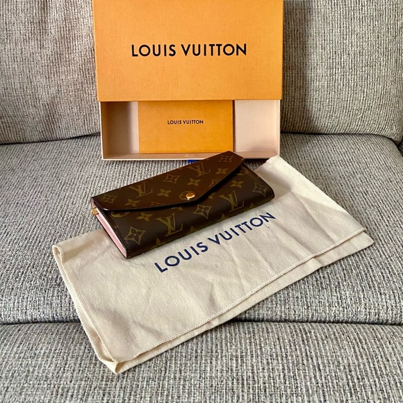 Louis Vuitton wallet. Brand new, never worn. - Picture 1 of 5